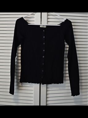 Black Ribbed Button-Front Top Size XL